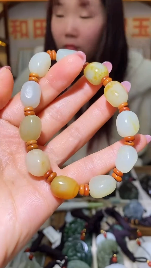 未镶嵌和田玉挂件1