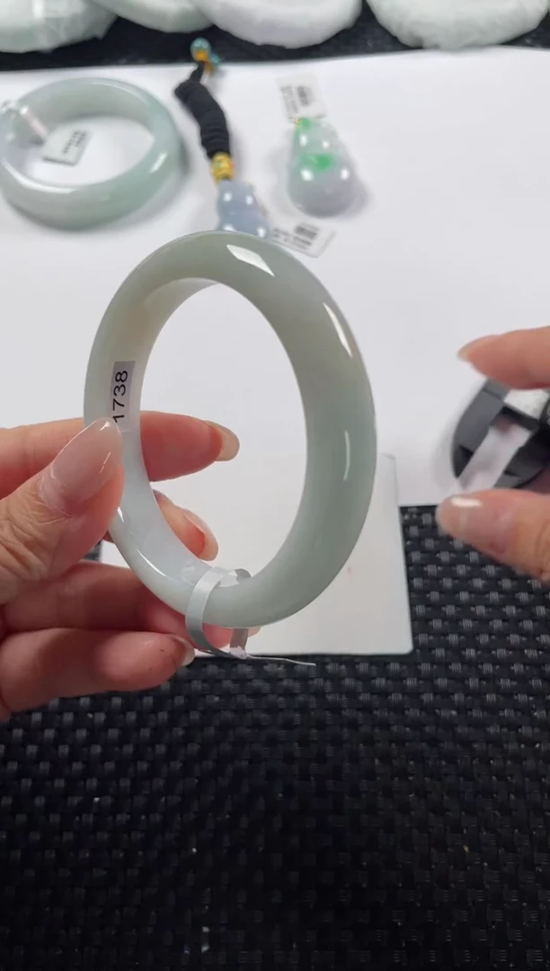 未镶嵌手镯翡翠  基地发货H 9155  54+