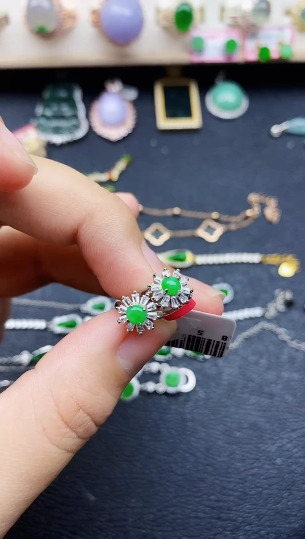 【闪购商品】翡翠戒指银S925镶嵌11111