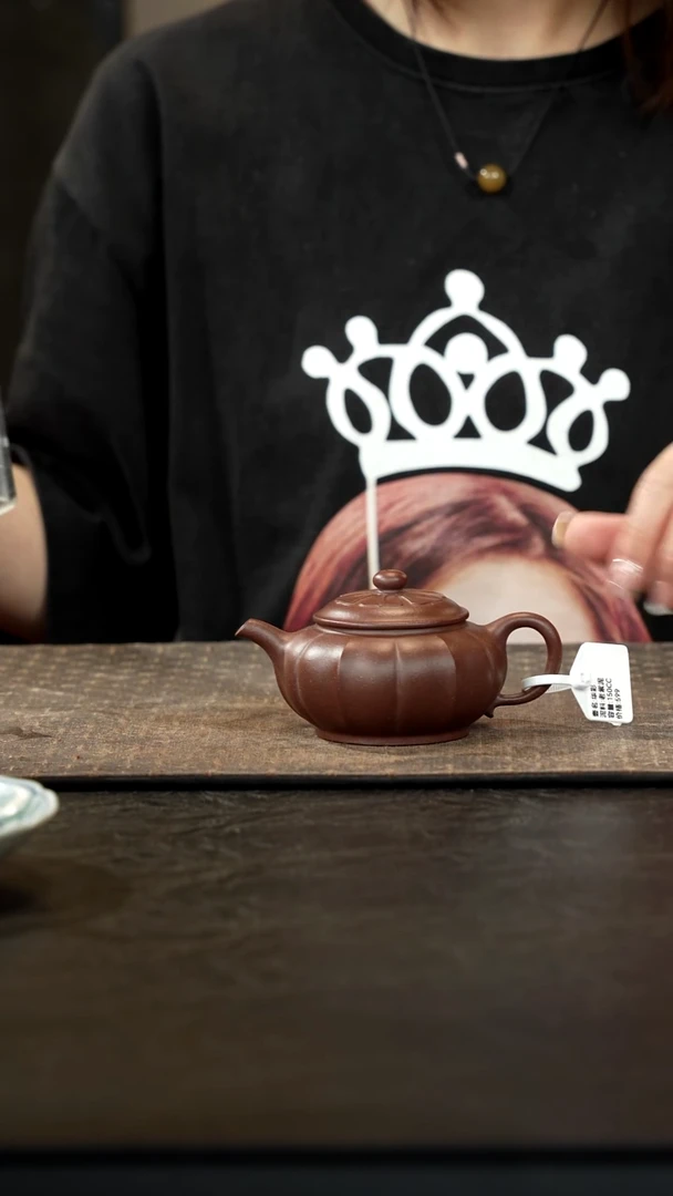茶壶紫砂老紫泥华彩壶150cc