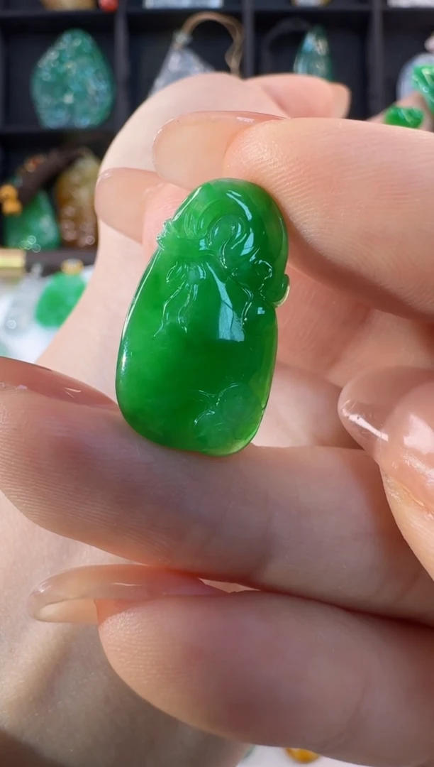 颈饰未镶嵌翡翠缅甸A货翡翠