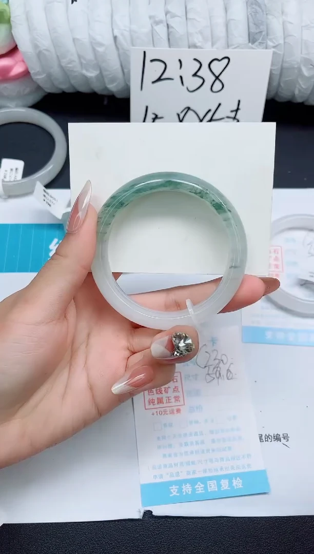 石英质玉手镯未镶嵌c230-56.6