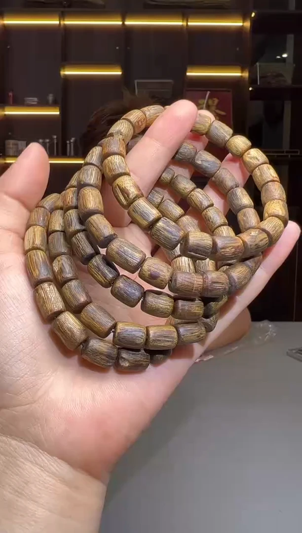 沉香碎屑沉香833号海南红金猊随形桶08单圈配碎屑香粉多样性发一8