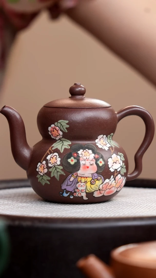 茶壶紫砂紫泥葫芦壶泥绘唐美人