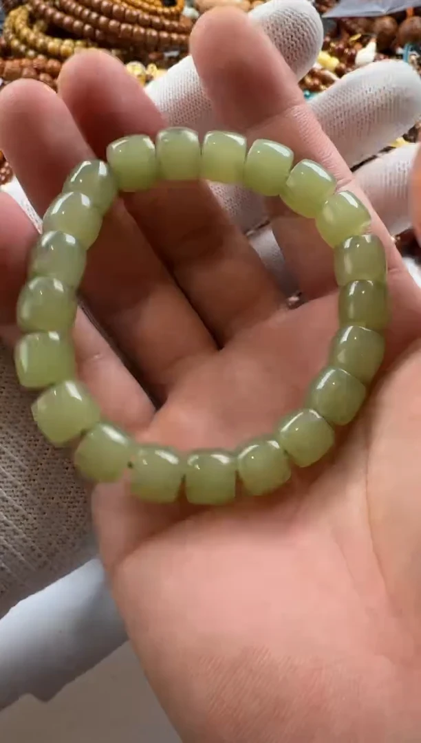 未镶嵌手串玛瑙/玉髓玩****K玛瑙