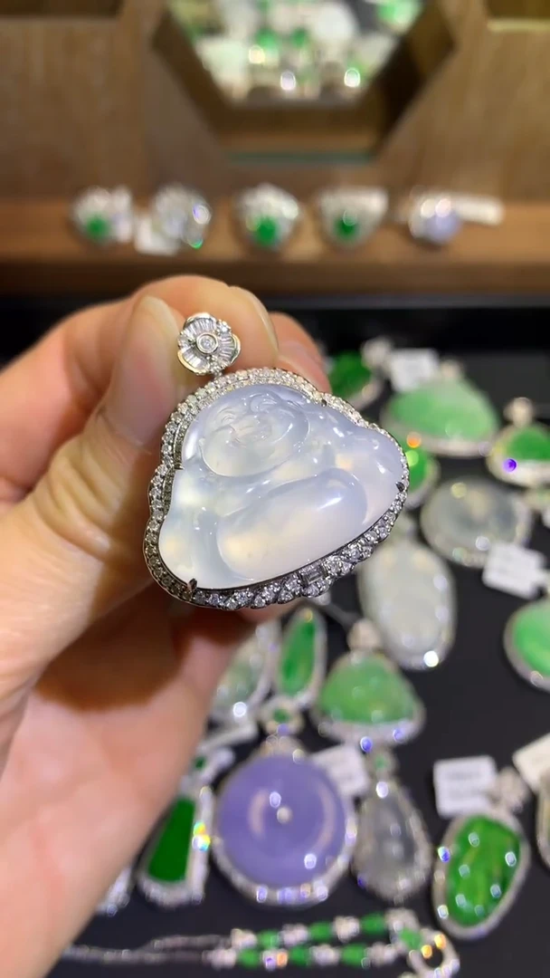 【闪购商品】翡翠吊坠(不含链)18K金镶嵌吊坠