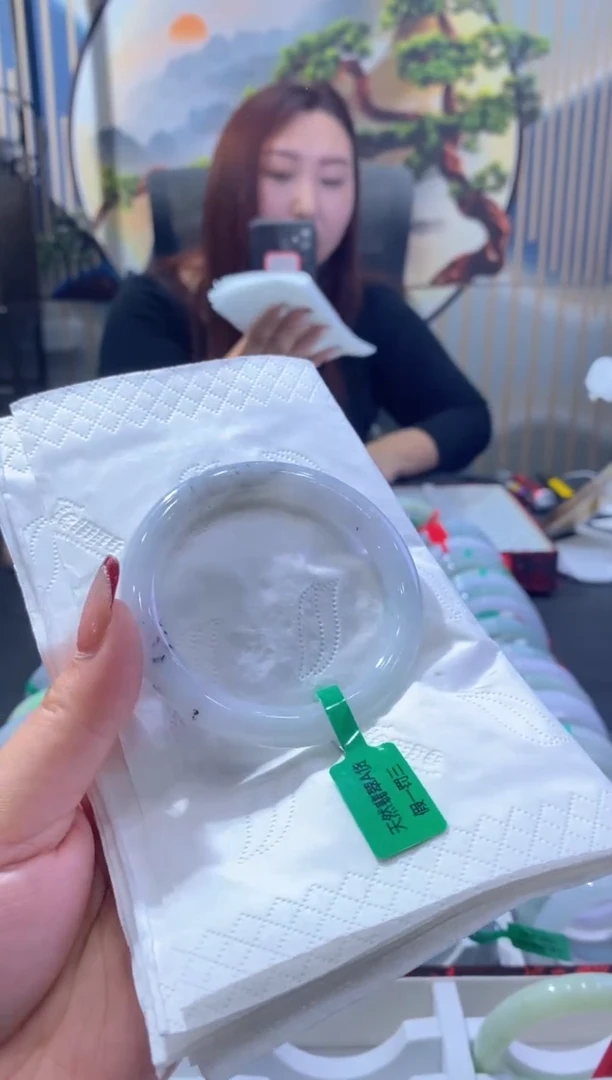 【闪购商品】翡翠手镯未镶嵌00007189