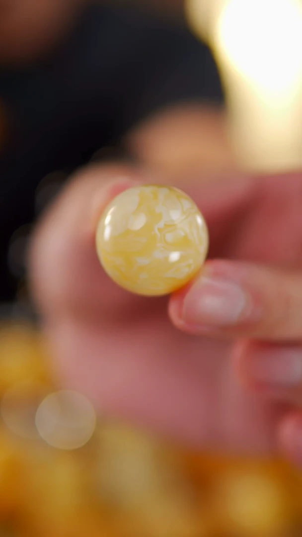 未镶嵌颈饰蜜蜡8.55金瓷白圆珠24.6mm