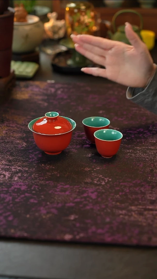 1故宫红-福灵盖碗+*2故宫红-素简茶杯（无描金）