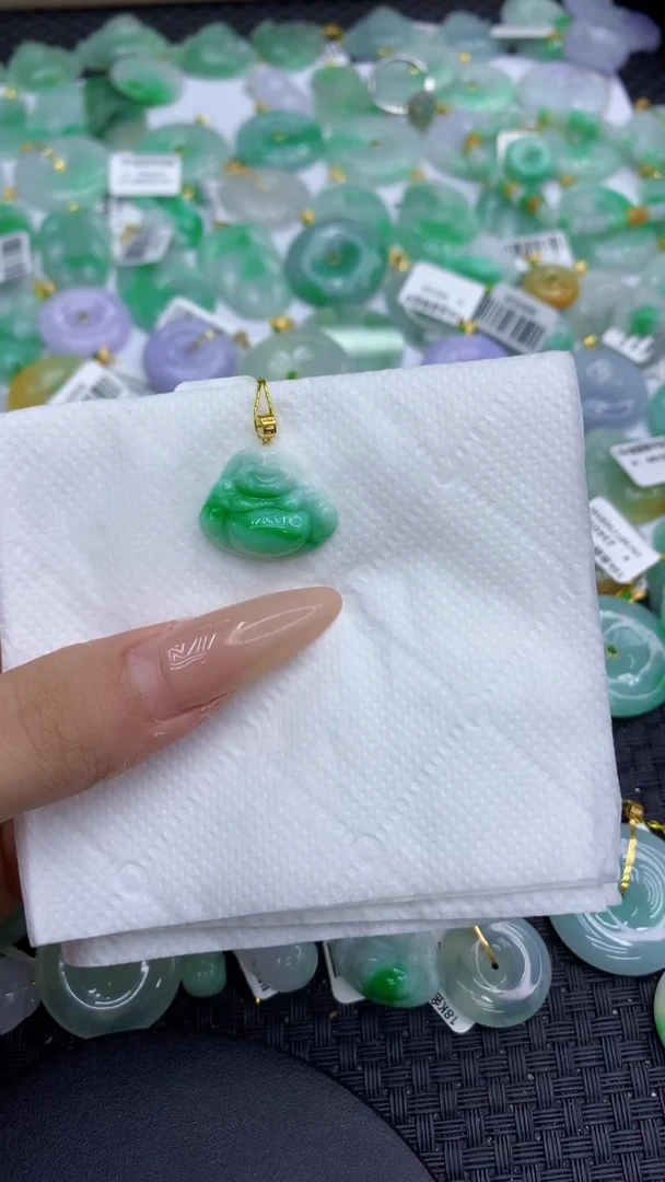 颈饰18K金镶嵌翡翠天然缅甸A货翡翠