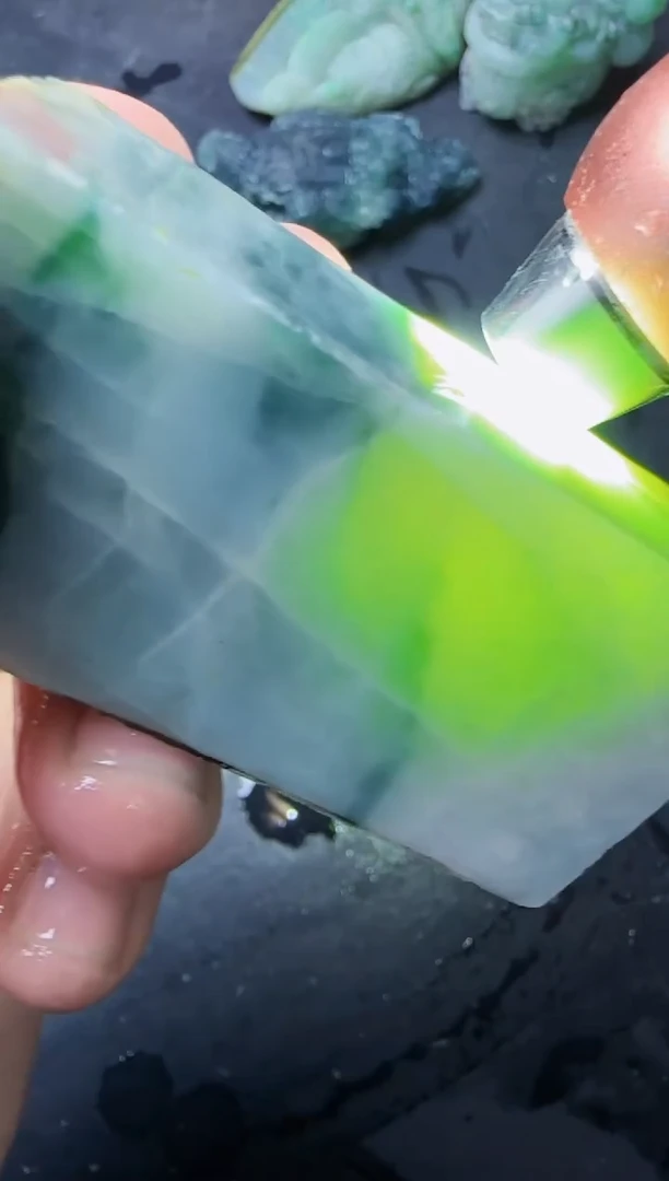 【闪购商品】翡翠颈饰未镶嵌070翡翠