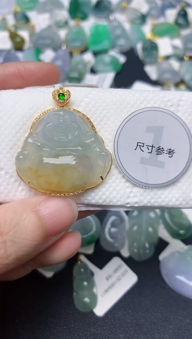颈饰18K金镶嵌翡翠天然缅甸A货翡翠
