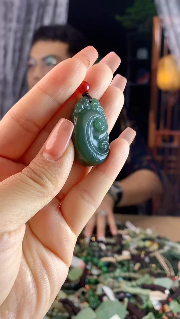 【闪购商品】和田玉挂件未镶嵌多样性发货拍一发一