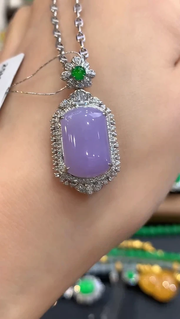 吊坠(不含链)18K金镶嵌翡翠q43紫货有色差