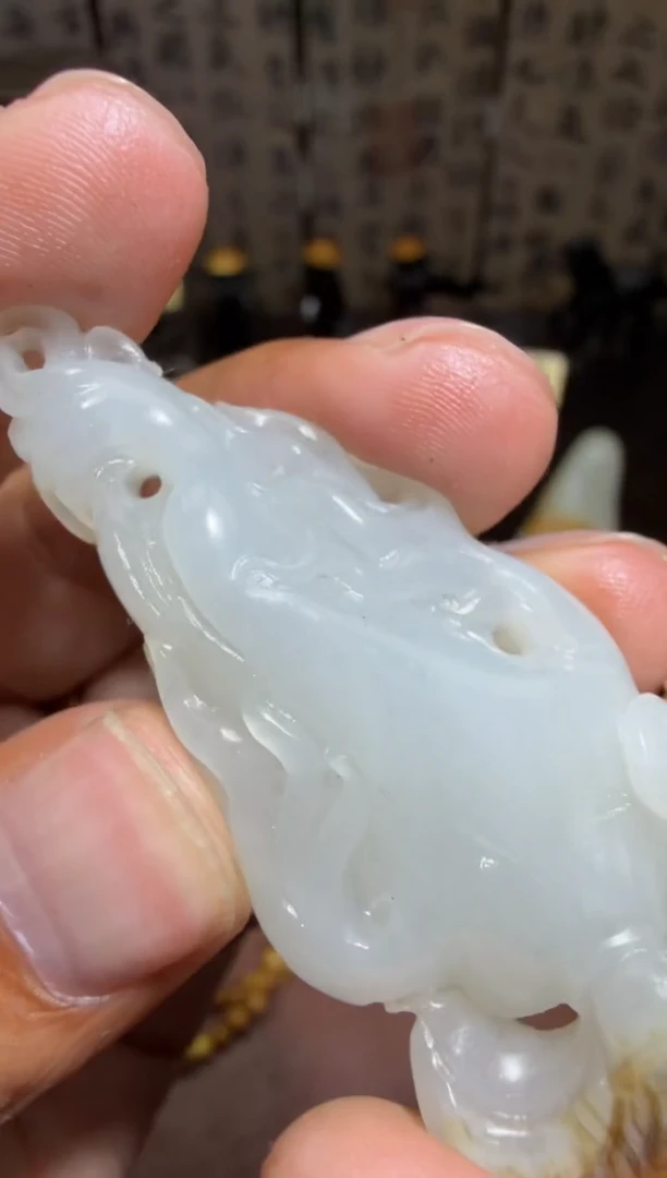 未镶嵌和田玉挂件和田玉