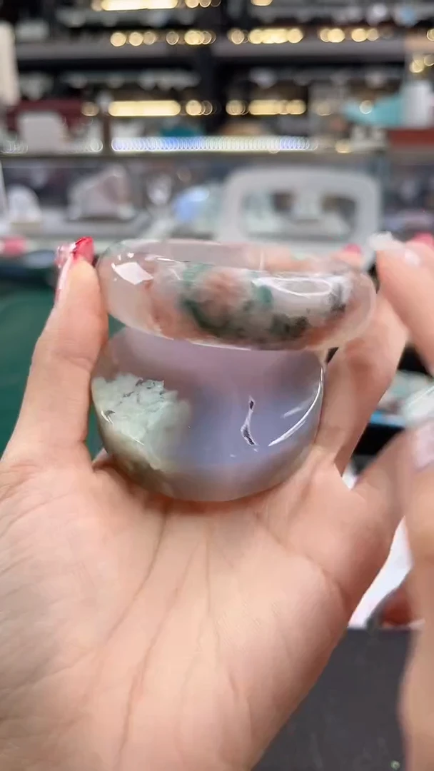 未镶嵌手镯石英质玉瑾圈口（赠品镯心）
