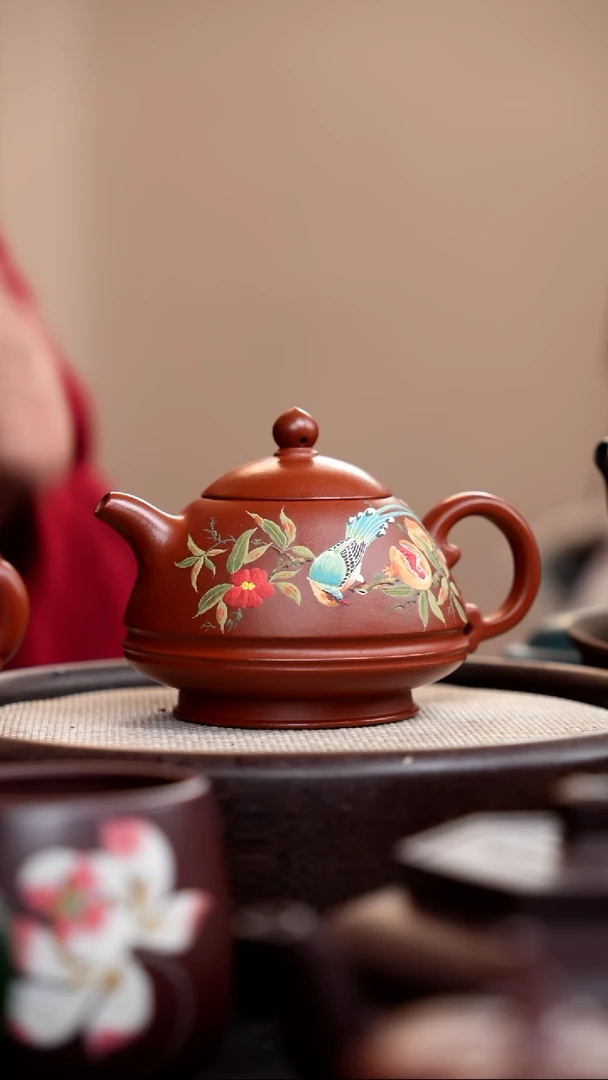 【闪购商品】紫砂茶壶大红袍玉笠泥绘石榴