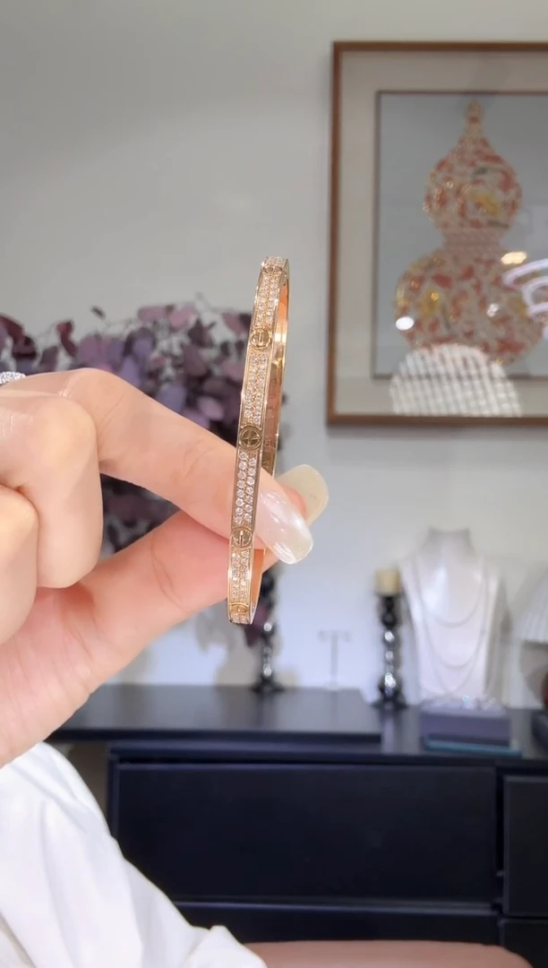 18K金镶嵌手镯钻石手镯