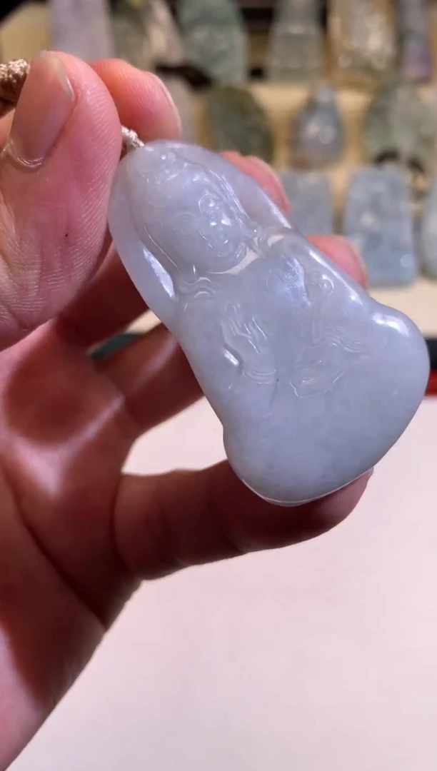 翡翠未镶嵌颈饰6/15/178