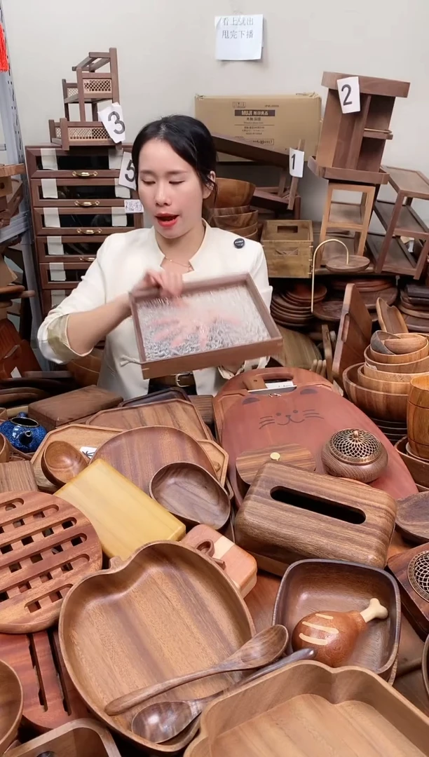 木   北美黑胡桃木岩石纹正方盘25*25*3.5cm