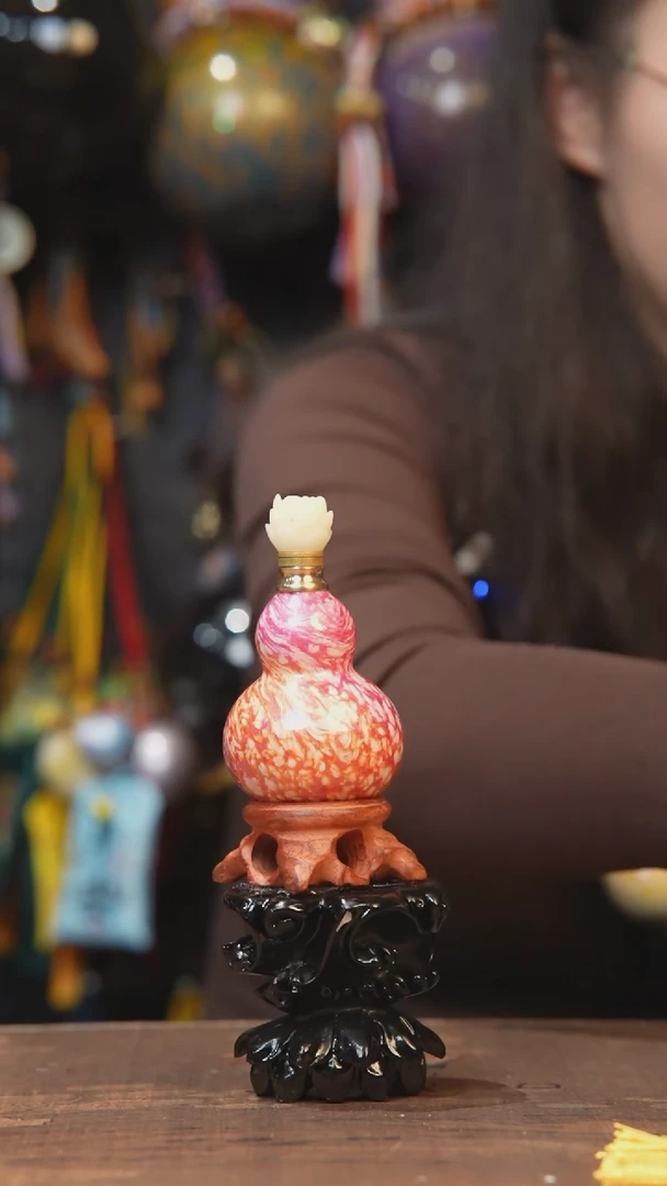 【闪购商品】971号-大漆飘漆小葫芦脖挂