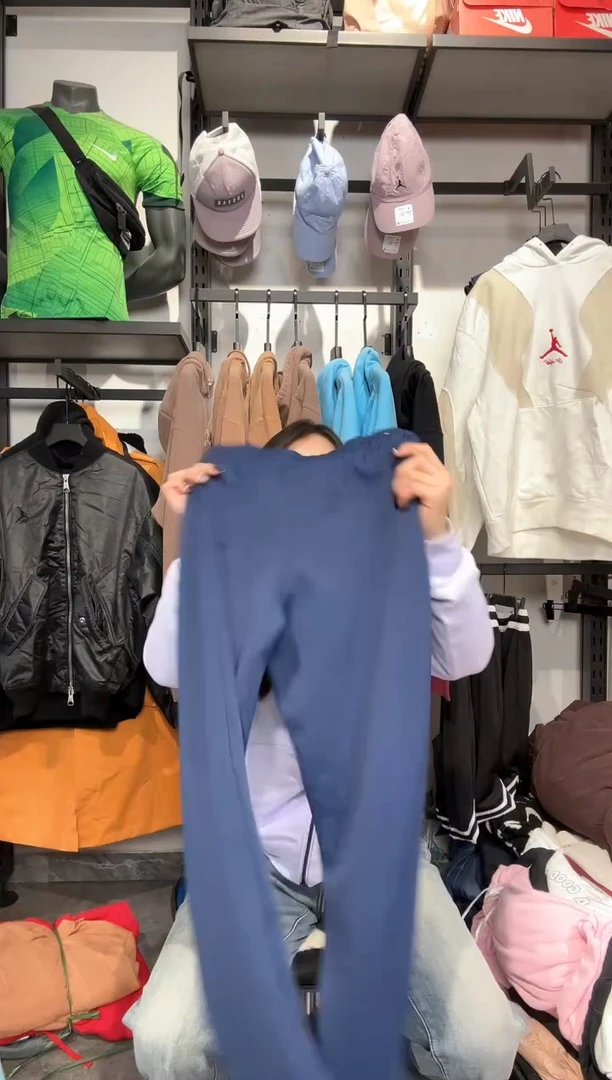 1385编码 瑕疵款直播间过款为准 尺码  身高  140