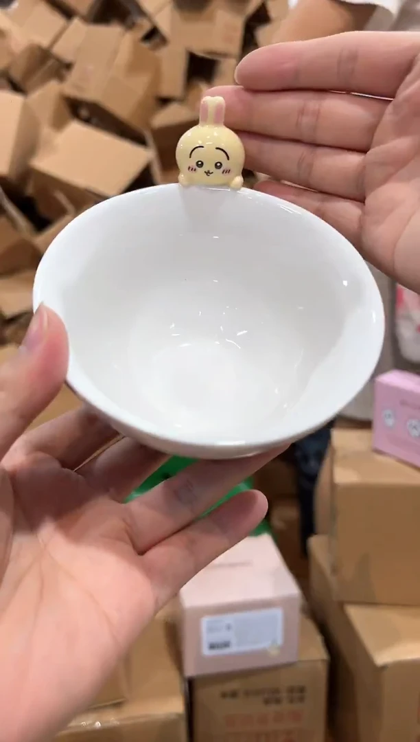 瓷片乌萨奇公仔碗