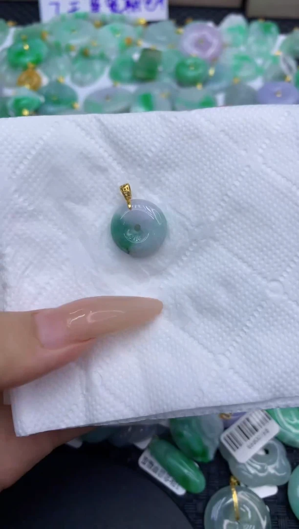 颈饰未镶嵌翡翠天然缅甸A货翡翠