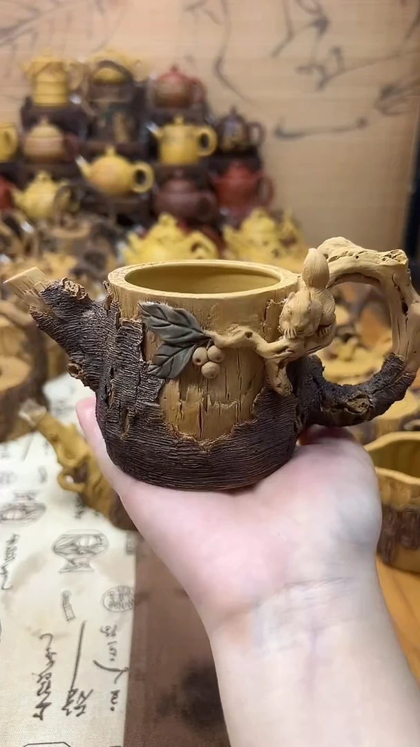 紫砂壶仿木松鼠公道杯