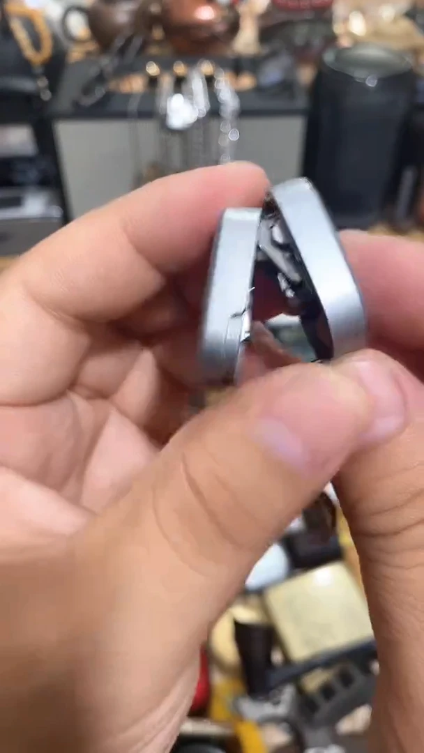 瓷片闪购商品 如图所示