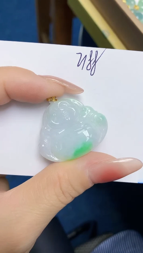 翡翠18K金镶嵌颈饰 天然缅甸翡翠A货