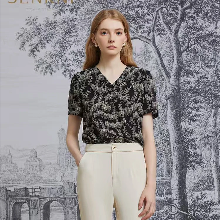 圣可尼小衫v领上衣