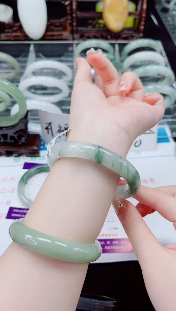 未镶嵌手镯石英质玉34-61/62