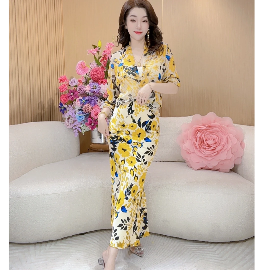 小满服饰【人间富贵】夏款唯美浪漫法式花朵女人味款斜裁显瘦套装