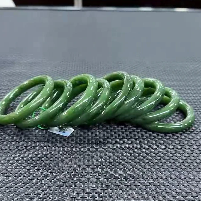 【老郑家】和田玉手镯一支 (多样性发1件) 微黑点