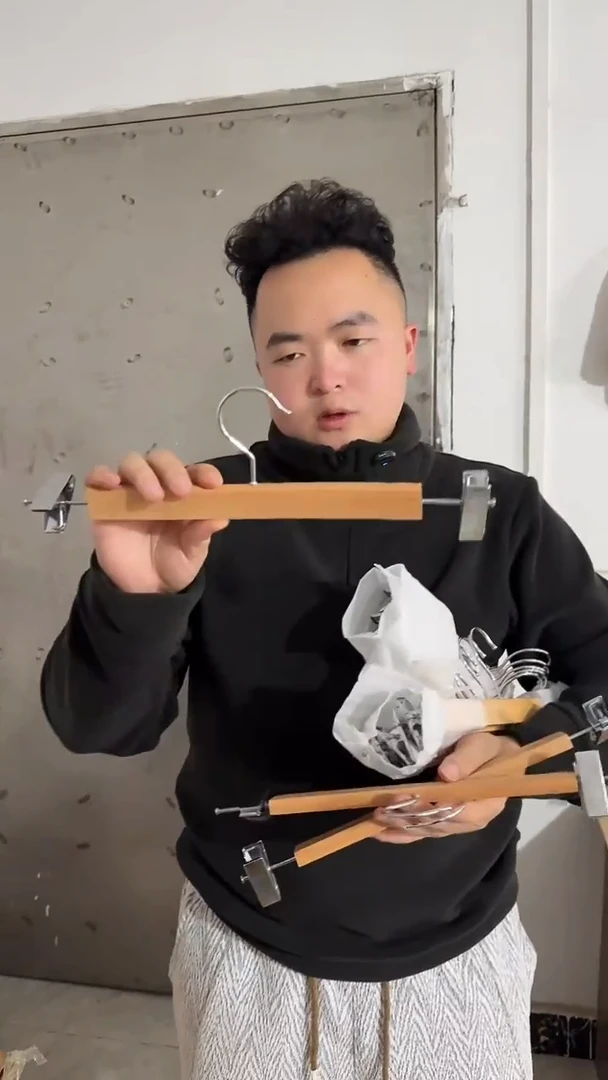 克罗地亚进口榉木实木裤夹10支装