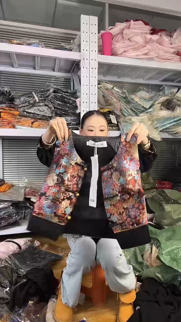 马甲  L码  105-115斤