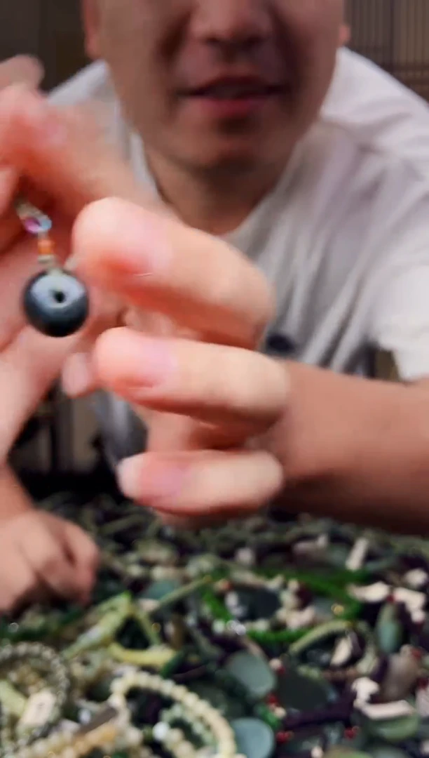 颈饰未镶嵌和田玉多样性发货，拍一发一