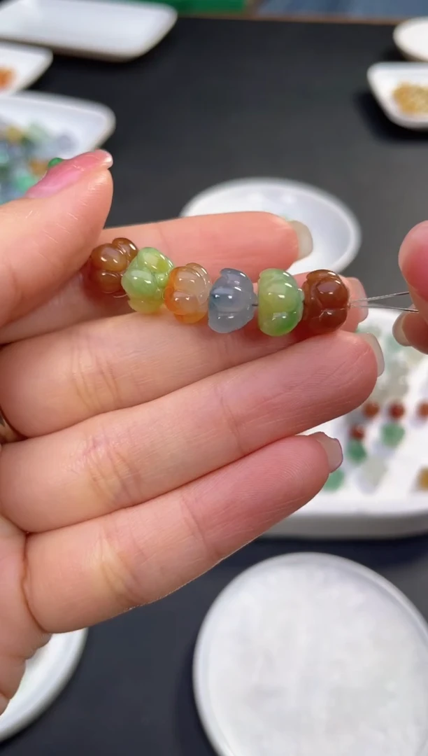 未镶嵌定制翡翠黄*⑦啊A124