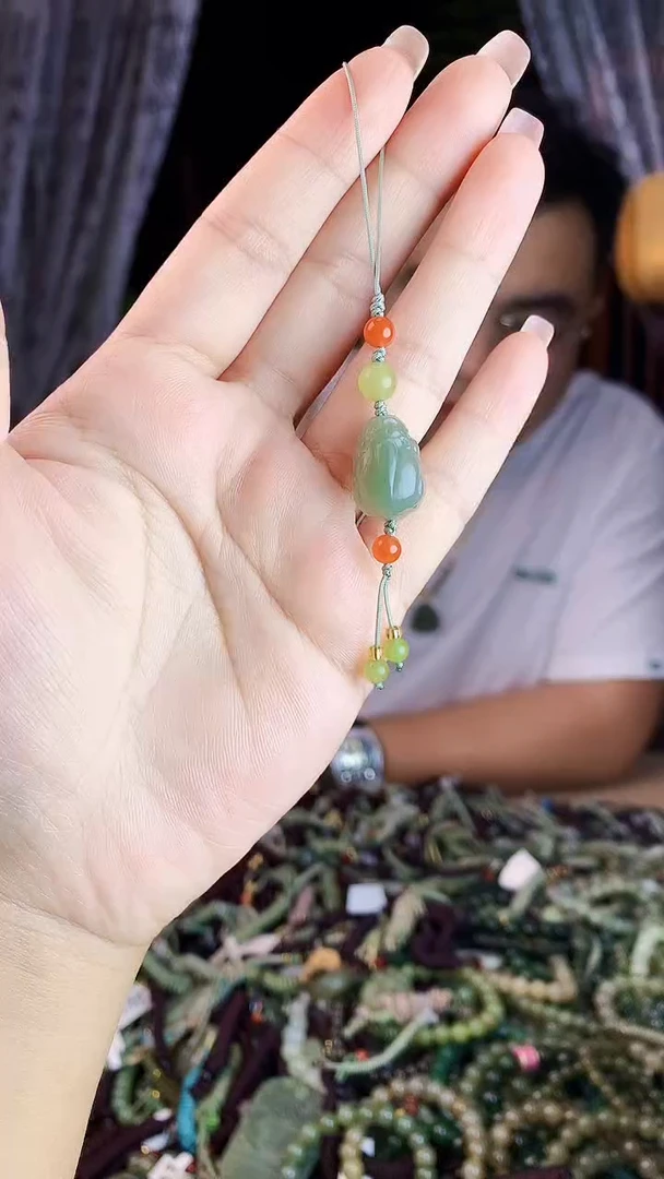 未镶嵌和田玉挂件多样性发货拍一发一