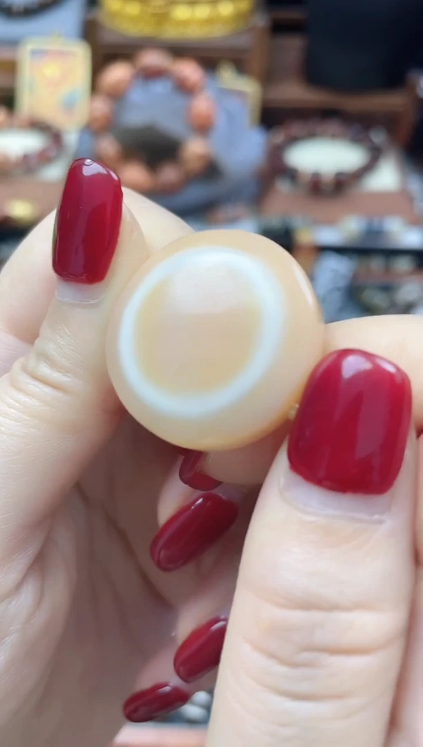 玛瑙/玉髓散珠聚缘嫩色羊板眼