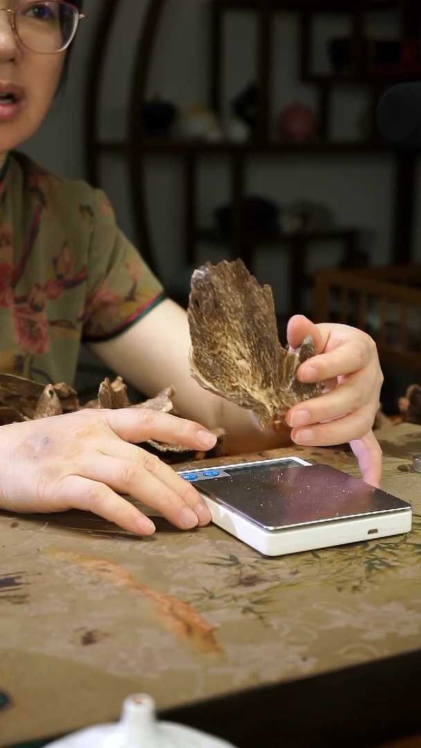 香料香料海南詹州西昌野料老香8.16- 3