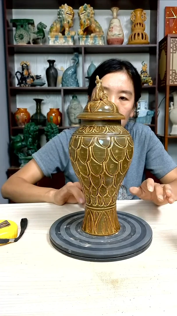 经典精美复古风格瓷器
