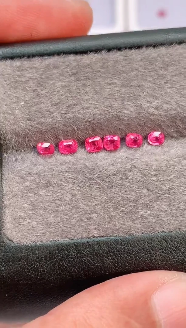 裸石尖晶石1.31-天然绝地尖晶石