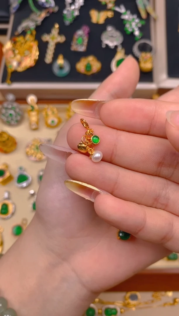 翡翠银S925镶嵌吊坠(不含链)滴流