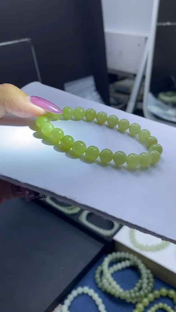 手串未镶嵌和田玉卡8mm 新疆若羌黄口