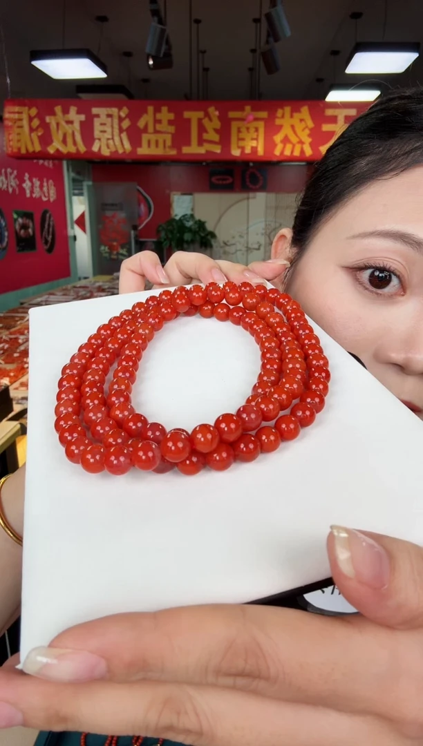 未镶嵌瓦西多圈9+南红玛瑙一个/条