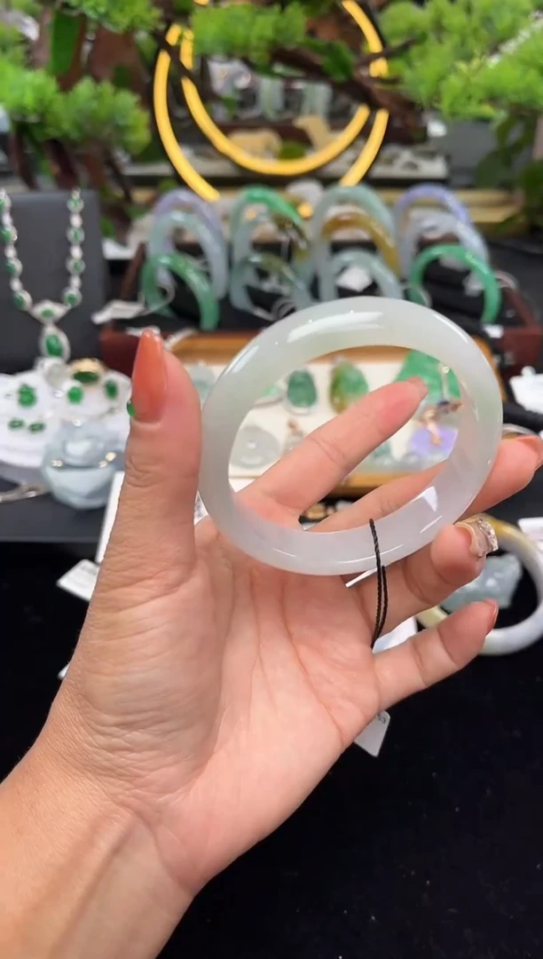 未镶嵌手镯翡翠初***林手镯