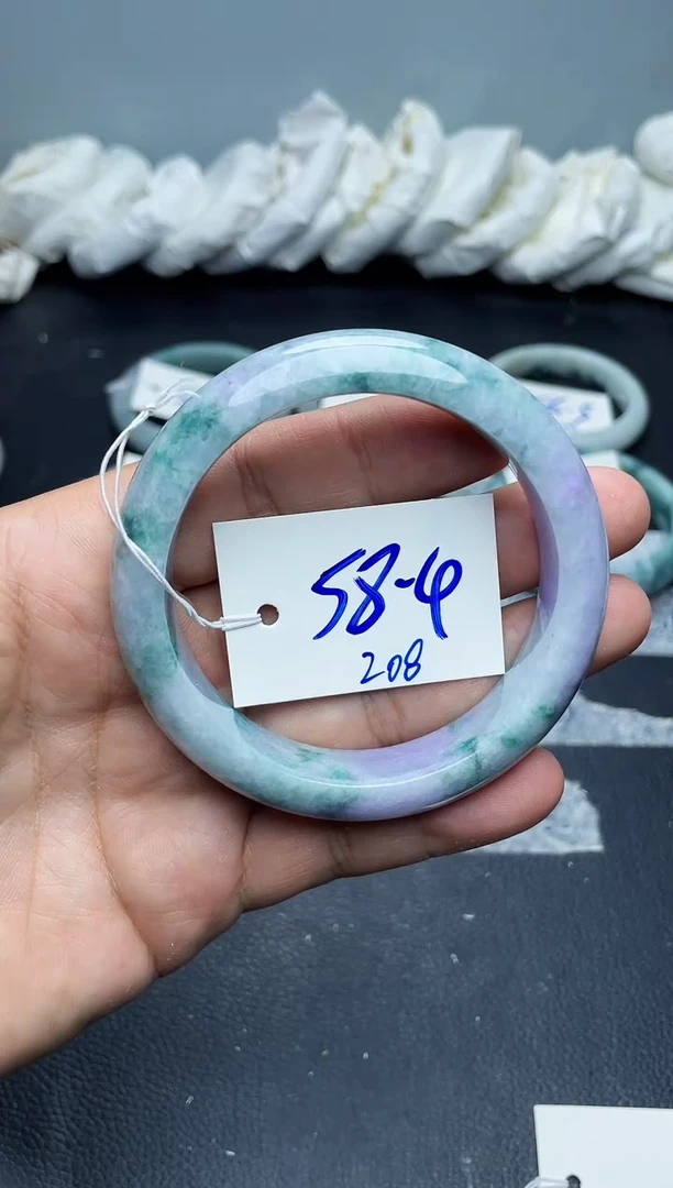 未镶嵌手镯翡翠208