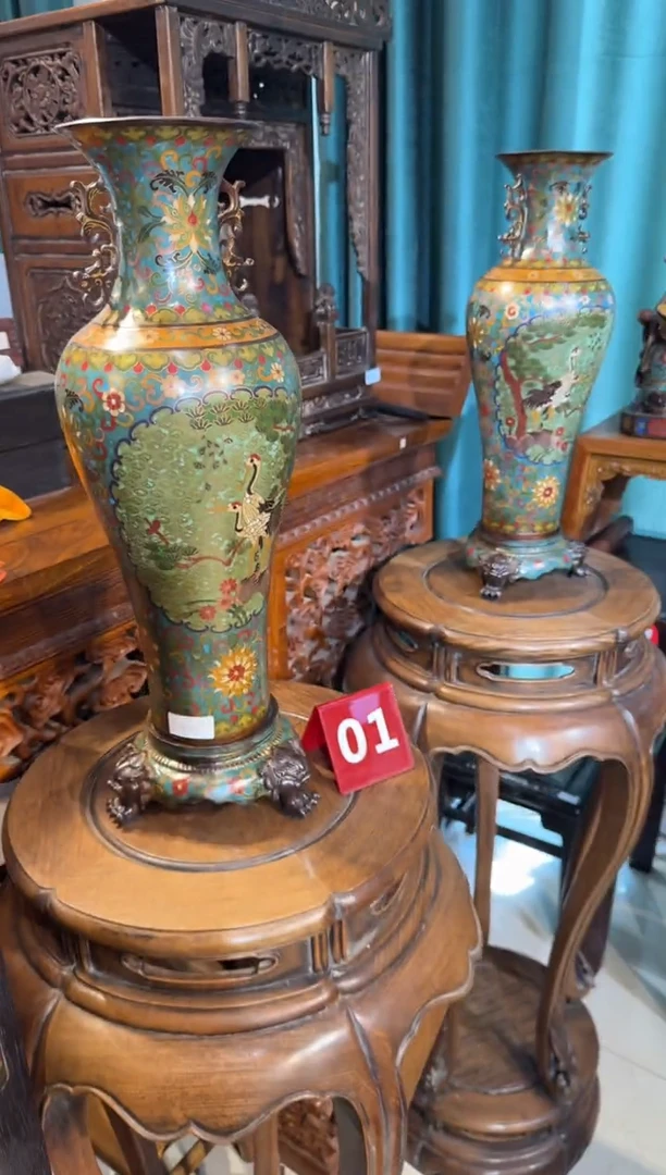 木云**心珐琅彩瓶子一对5600.8888